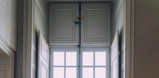 Güneş Paneli ile Elektrikli Araç Şarj Etme Yöntemleri Nedir?