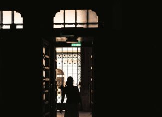 Güneş Paneli Kurulumunda İzleme Sistemleri Nelerdir? Keşfedin!